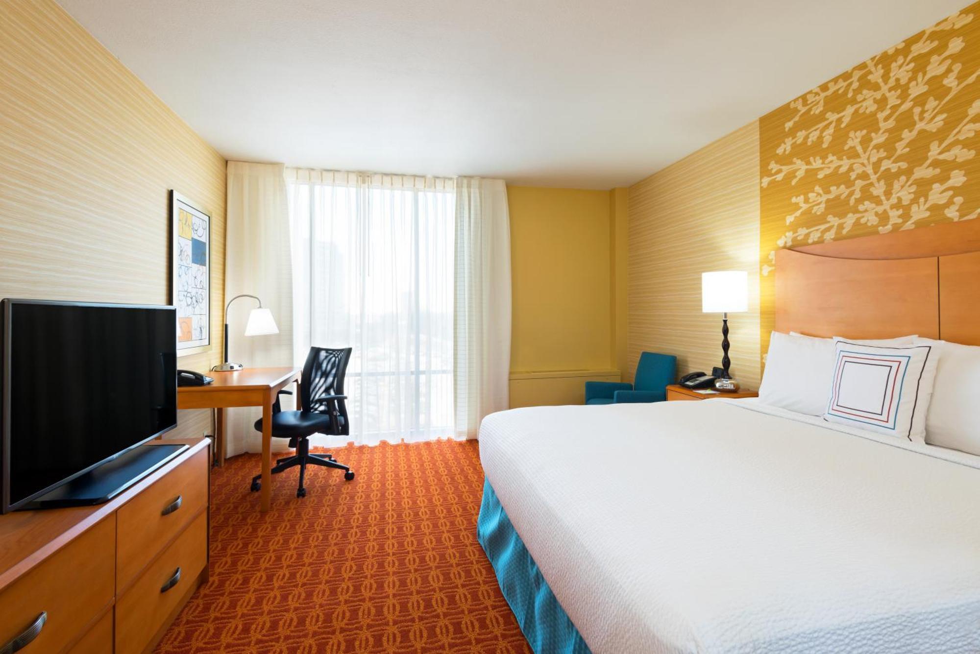 Fairfield Inn & Suites Louisville Downtown Екстериор снимка