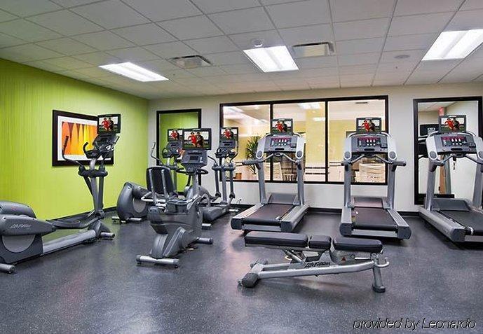 Fairfield Inn & Suites Louisville Downtown Екстериор снимка