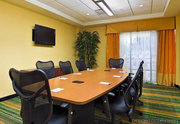 Fairfield Inn & Suites Louisville Downtown Екстериор снимка