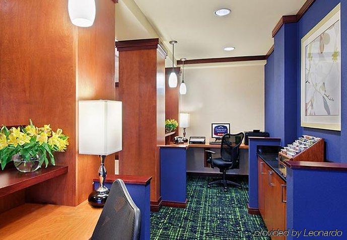 Fairfield Inn & Suites Louisville Downtown Екстериор снимка