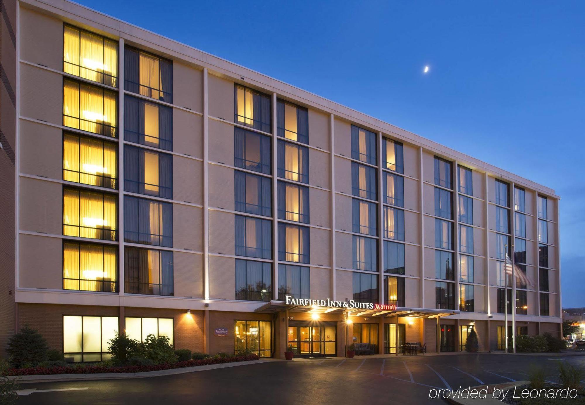 Fairfield Inn & Suites Louisville Downtown Екстериор снимка
