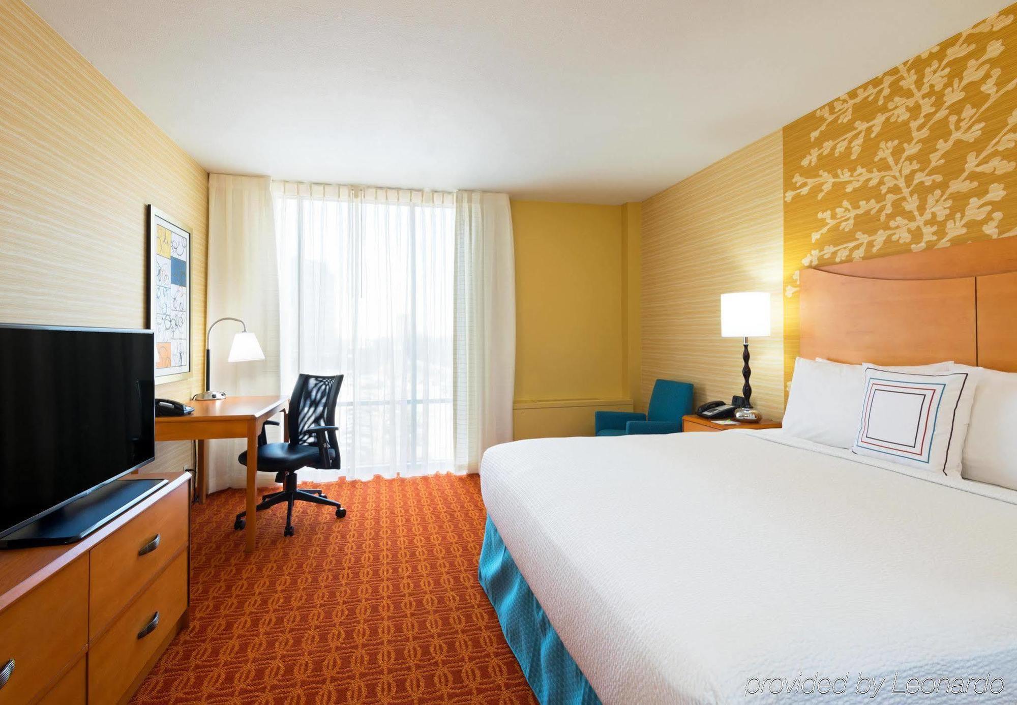 Fairfield Inn & Suites Louisville Downtown Екстериор снимка