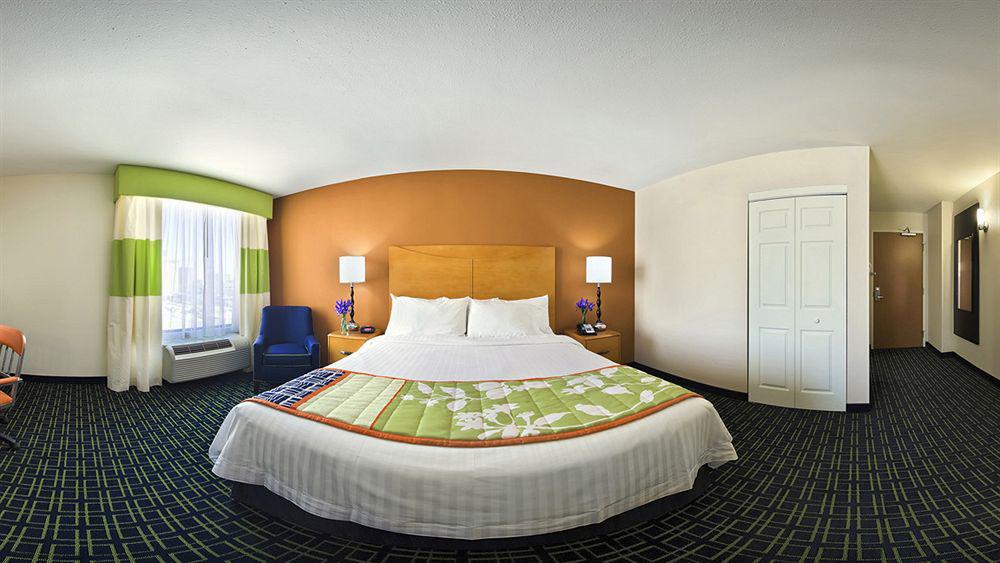Fairfield Inn & Suites Louisville Downtown Екстериор снимка